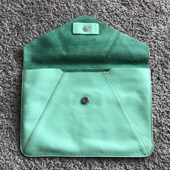 Gap 100% Leather Envelope Clutch - Picture 2 of 5